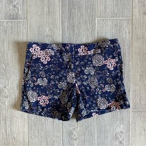 𝅺ann Taylor LOFT Riviera Short Navy and Pink Floral Size 0